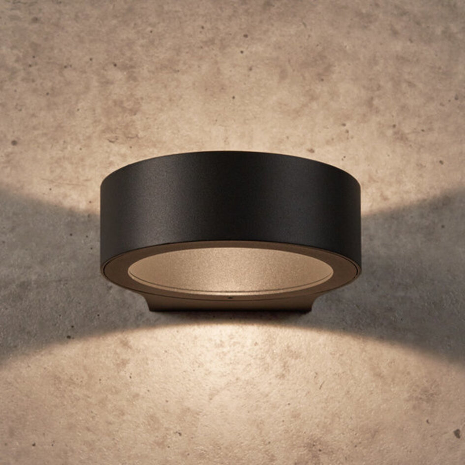 Modern utomhus lampa Leo - svart