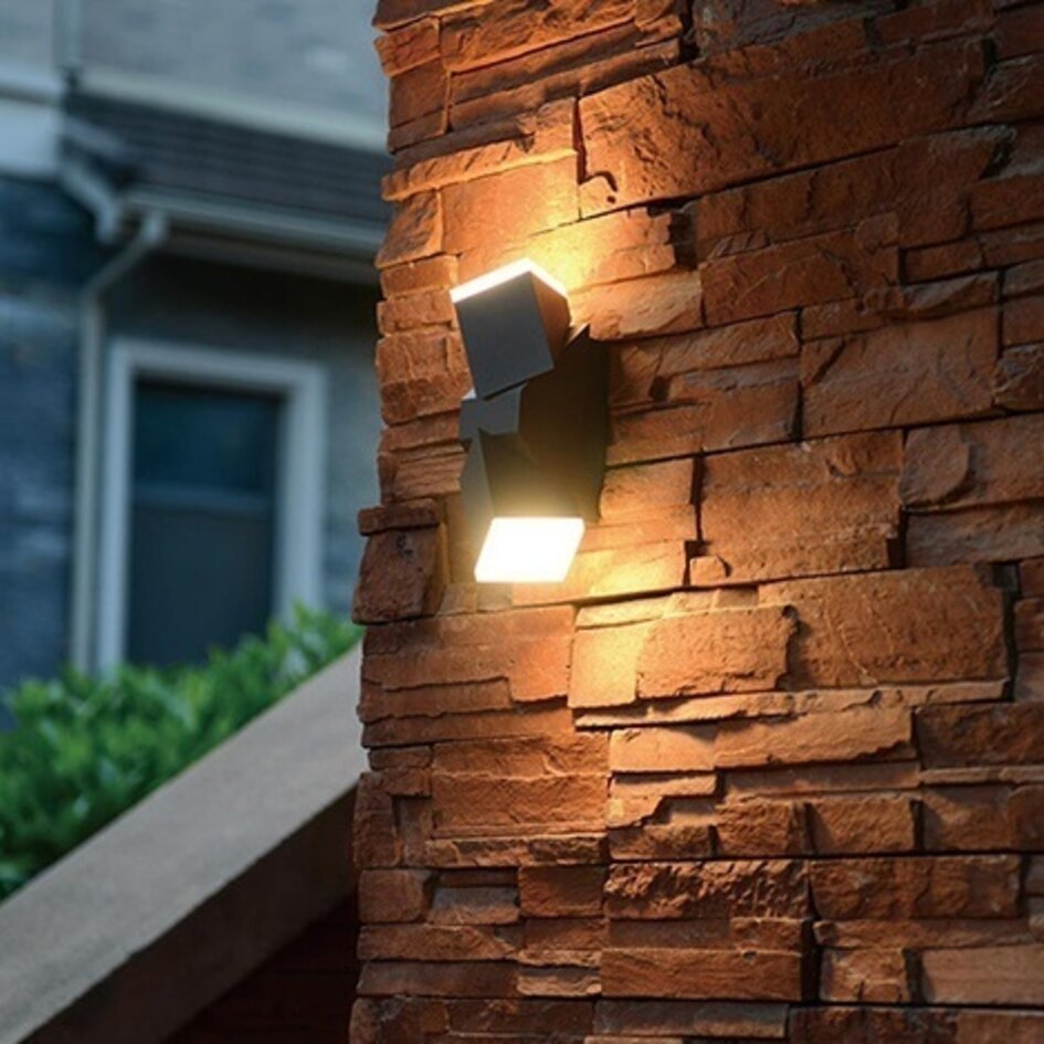 Justerbar vägglampa Michael, 2-ljus - svart