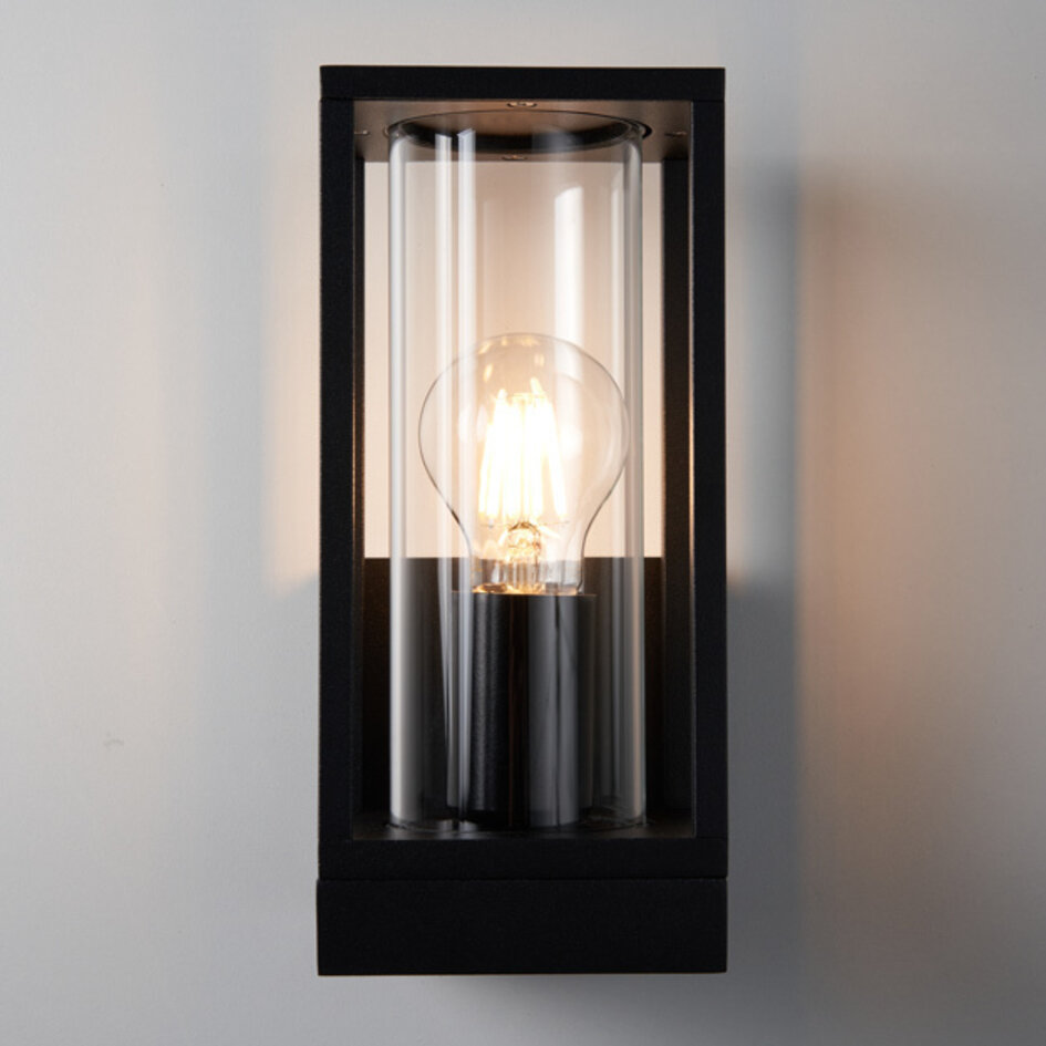 Industriella vägglampan Judy - svart