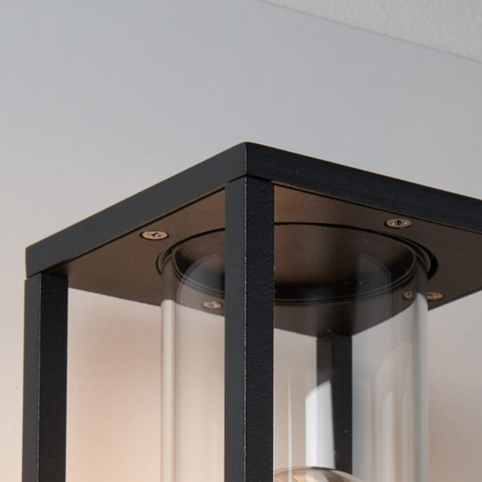 Industriella vägglampan Judy - svart