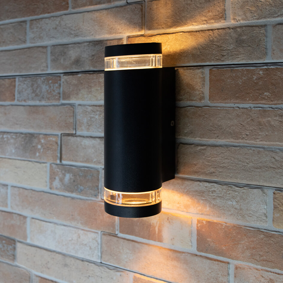 Utomhusvägglampan Showman 2-ljus - svart