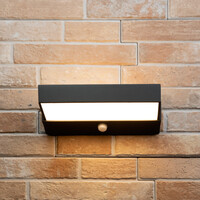 Onyx utomhusvägglampa med Sensor - antracit