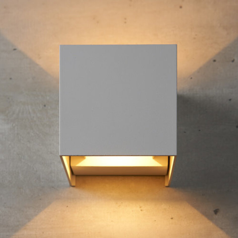 Moderna utomhus vägglampan Oliver - vit