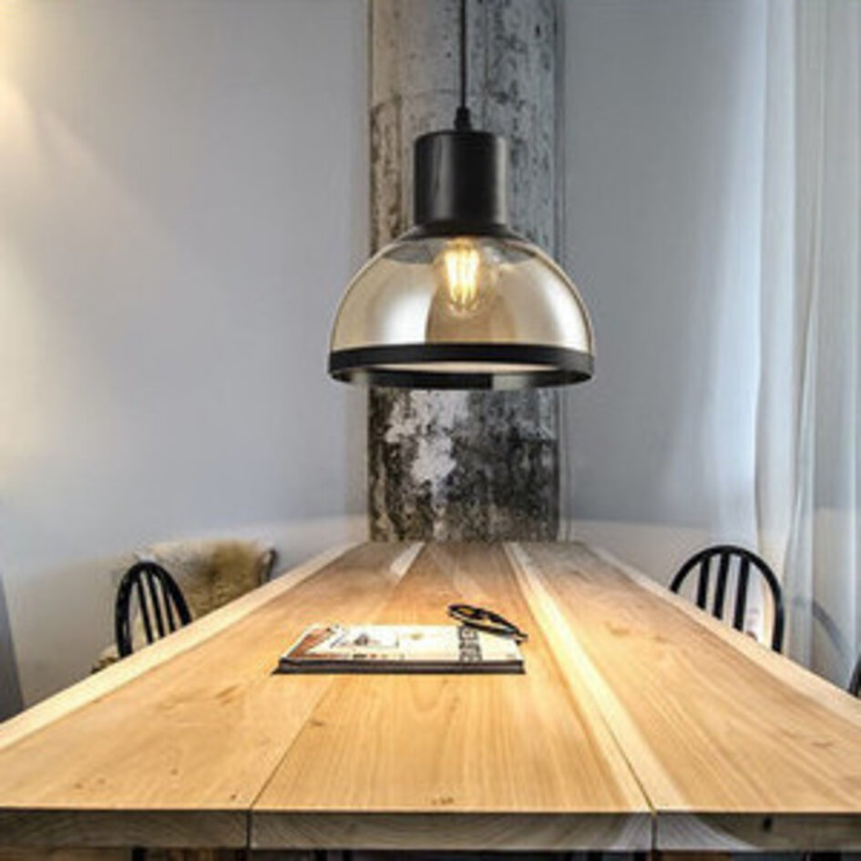 Klassisk pendellampa i svart och bärnstensglas - Paris