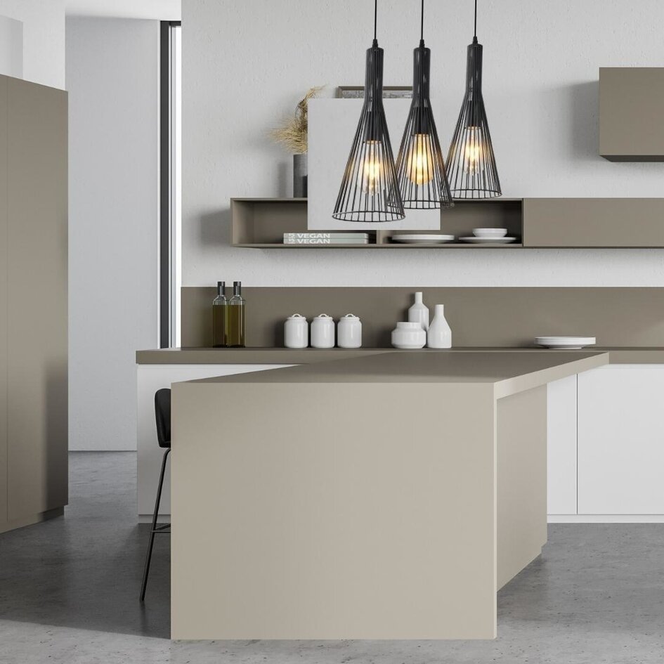 Industrielle Hängelampe aus schwarzem Metall - Sofia