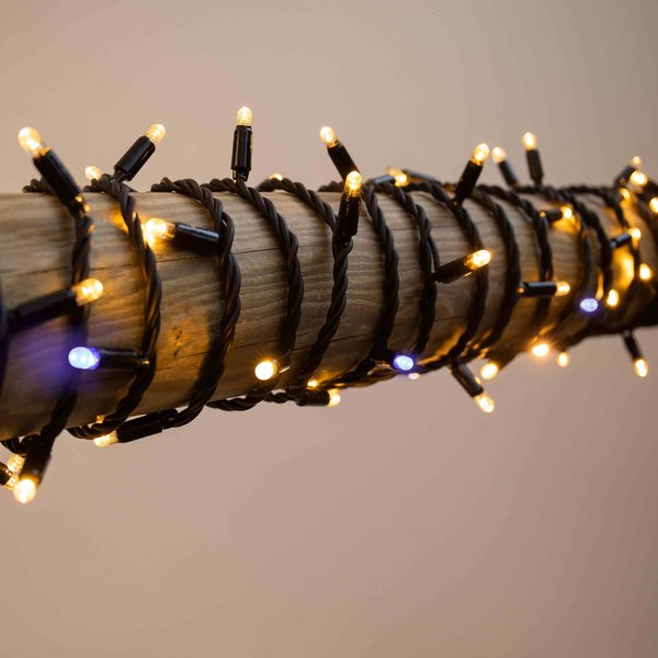Erweiterbare Weihnachtsbeleuchtung | Warmweiß mit blauem Funkeln | 90 Meter mit 900 Lichtern | Gummi