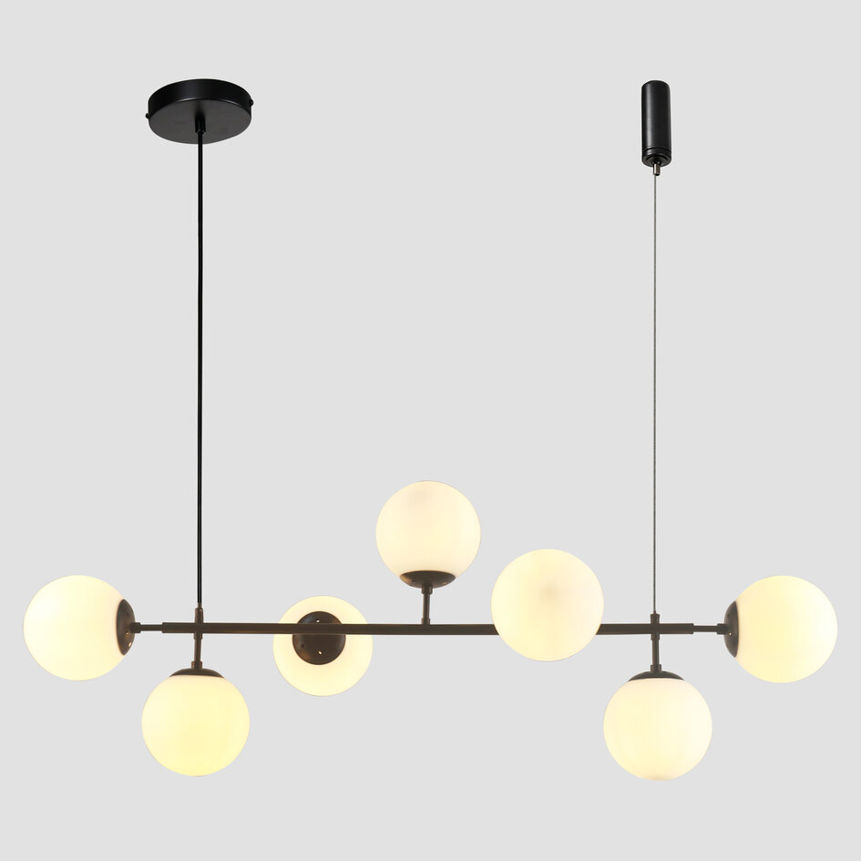 Design hanglamp Hepta zwart frame en melkwit glas