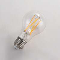 Filament-LED-lampa dim-to-warm 7 och 9 watt, klart glas