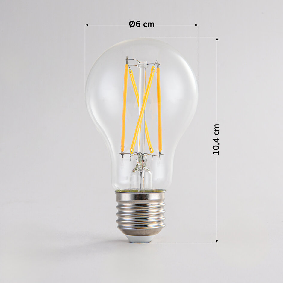 Filament-LED-lampa dim-to-warm 7 och 9 watt, klart glas