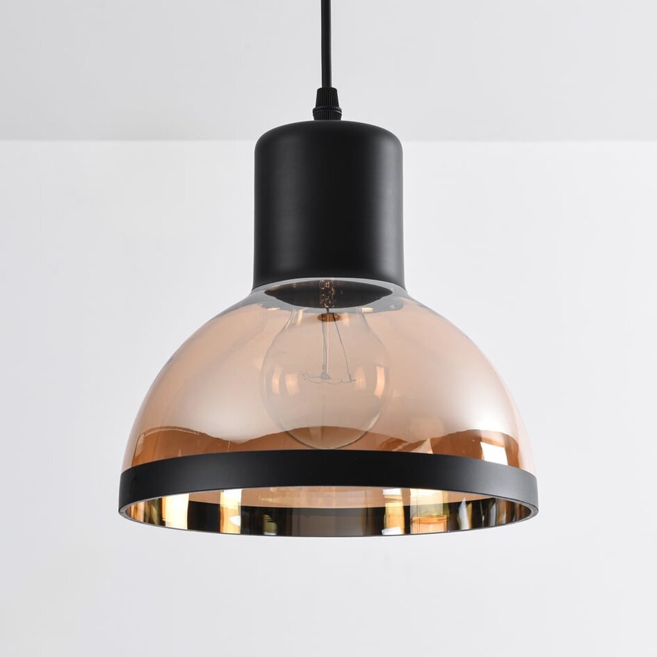 Klassisk pendellampa Paris - svart med amberfärgat glas