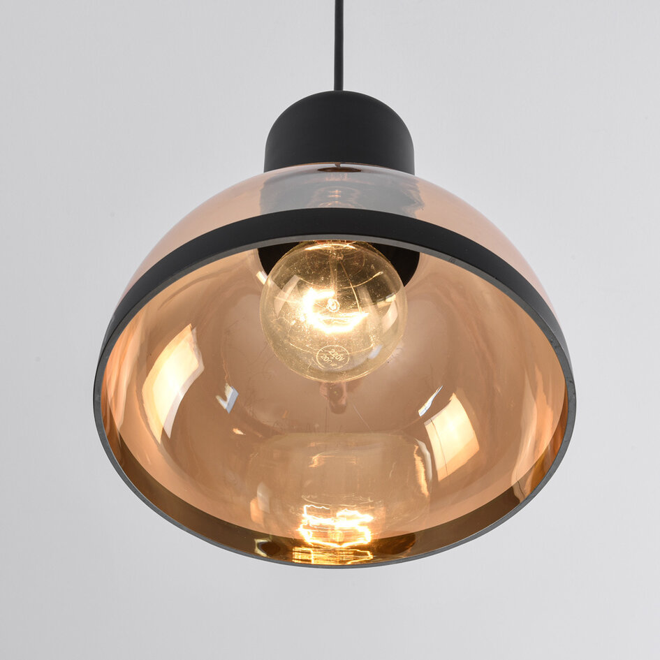 Klassisk pendellampa Paris - svart med amberfärgat glas