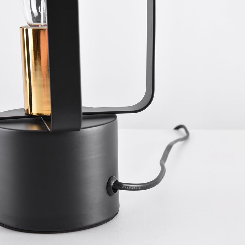 Industriell bordslampa Toscane i svart metall