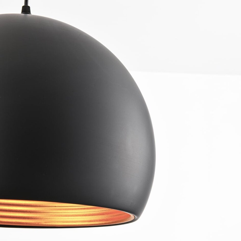 Modern rund pendellampa Goldy i svart med guld