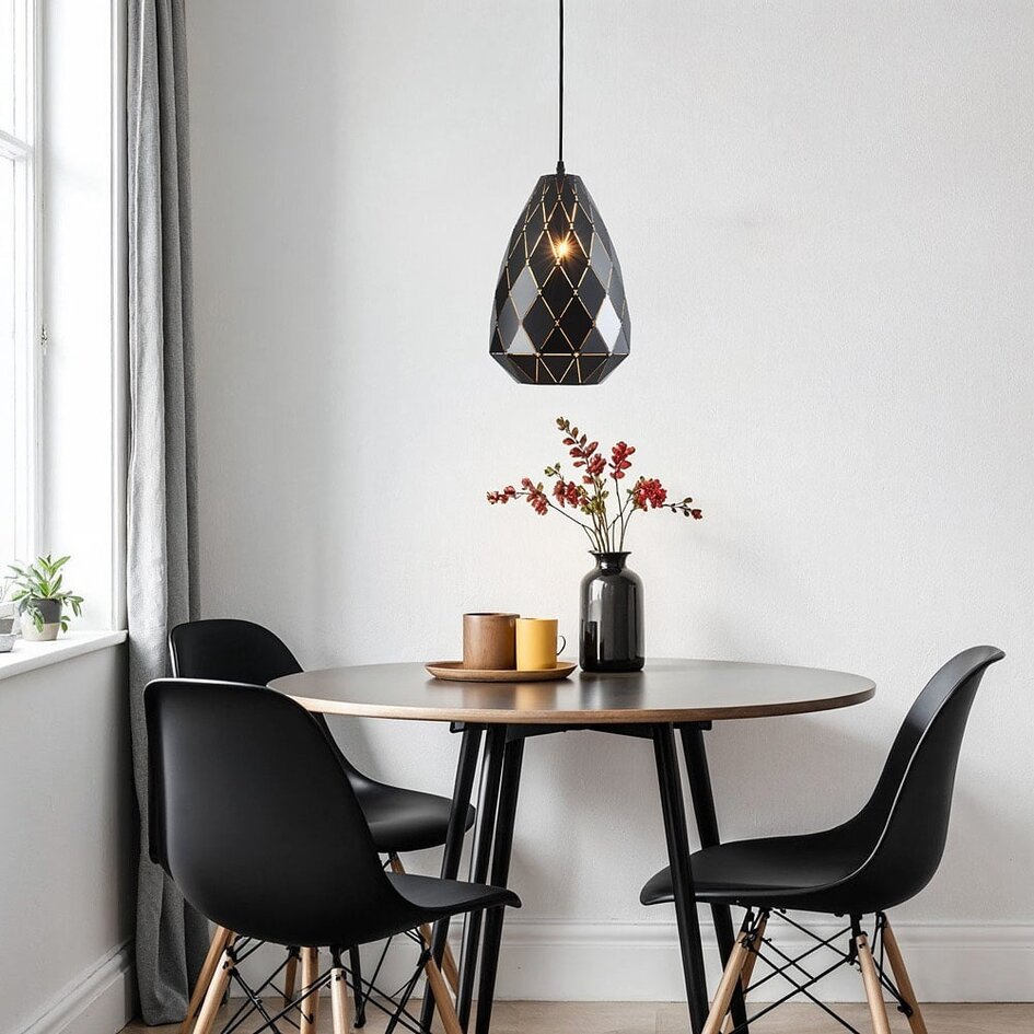 Designad pendellampa Jupiter i glänsande svart
