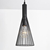 Industriell pendellampa Sofia med tre lampor i svart metall