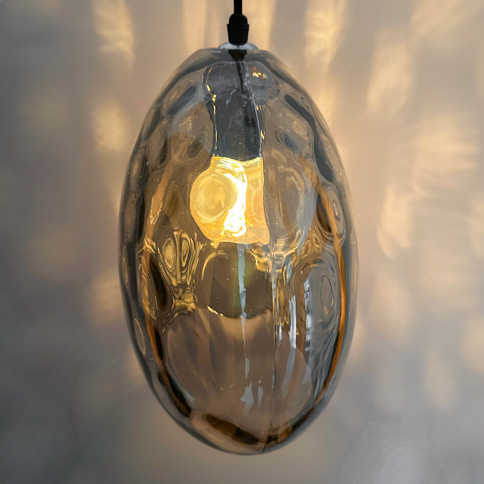 Designad pendellampa Palermo - ovalt rökfärgat glas