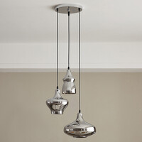 Designad pendellampa Bari med tre lampor i kromglas