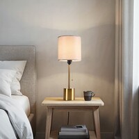 Romantisk bordslampa Valencia med tygskärm med guld