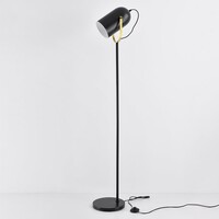 Industriell golvlampa Oslo i svart glänsande metall