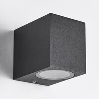 Modern utomhusvägglampa Wolfie - svart och kvadratisk