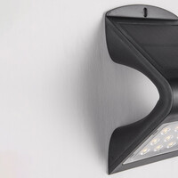 Solcellsvägglampa Alien 1,5W med sensor - svart