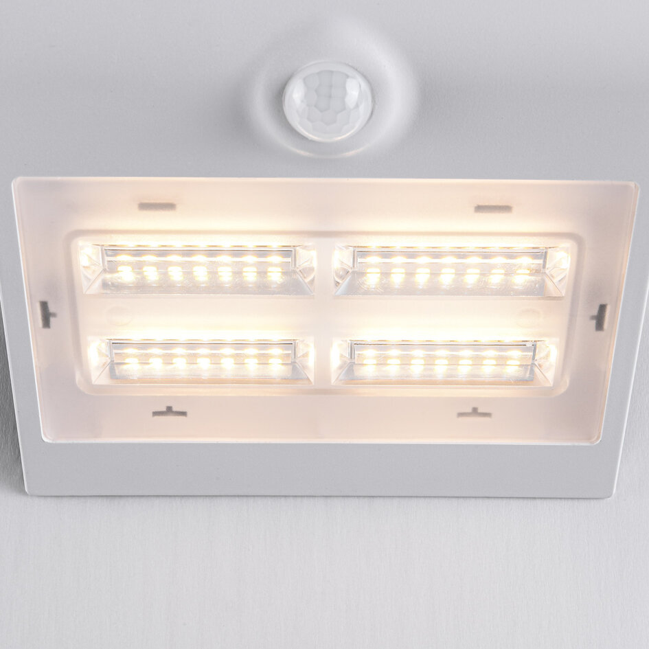 Solcellsdriven utomhusvägglampa Single Conan 3,2W med sensor - vit