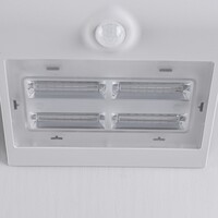 Solcellsdriven utomhusvägglampa Single Conan 3,2W med sensor - vit