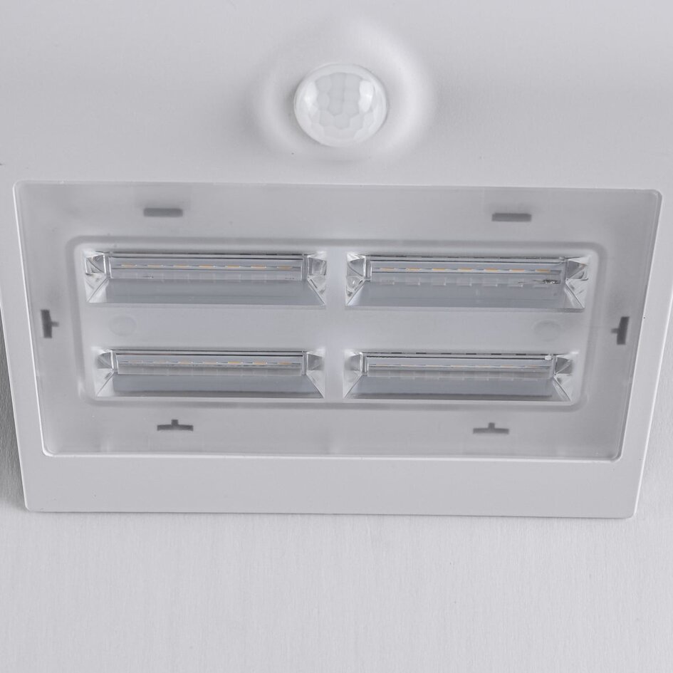 Solcellsdriven utomhusvägglampa Single Conan 3,2W med sensor - vit