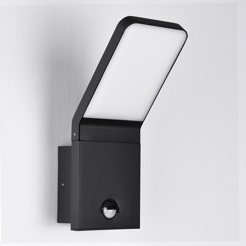 Svart vägglampa Franco med sensor