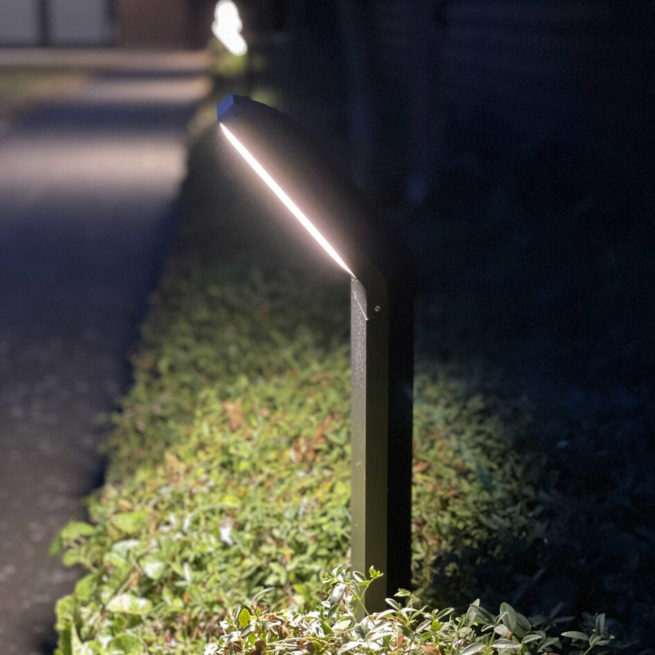 Svart stående utomhuslampa Francesco - 50 cm med integrerad LED