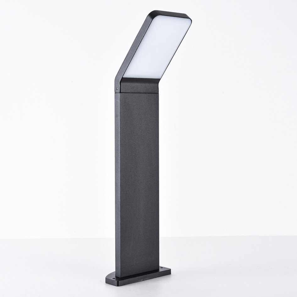 Svart stående utomhuslampa Francesco - 50 cm med integrerad LED