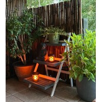 Solcellsdriven bordslampa med flammande effekt - Utrustad med integrerad LED