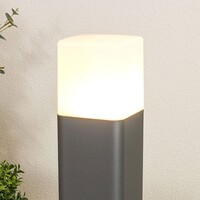 Modern kvadratisk stående utomhuslampa Rocky - antracit