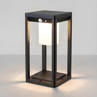 Solcellsdriven stående utomhuslampa Kiran med sensor - svart med integrerad LED