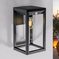 Modern solcellsvägglampa utomhus med sensor - Lumi