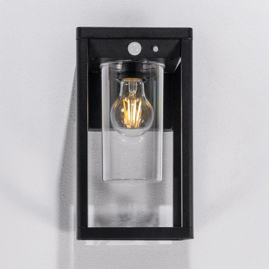 Modern solcellsvägglampa för utomhusbruk med sensor - Lumi
