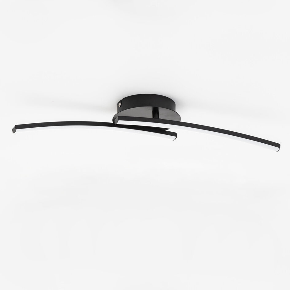 Designad taklampa Luxie med integrerade lysdioder, dimbar