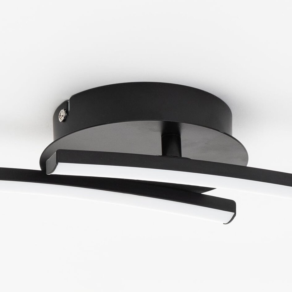 Designad taklampa Luxie med integrerade lysdioder, dimbar