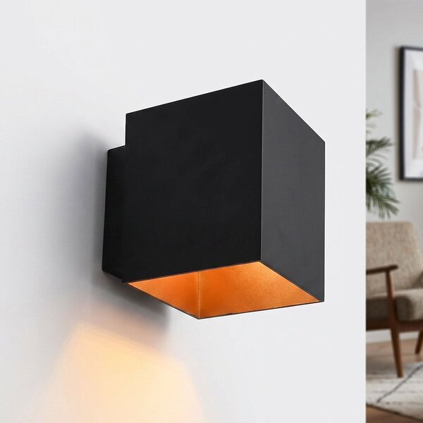 Modern vägglampa svart med guldfärgad insida - Fay