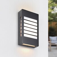 Utomhusvägglampa Pearlie - svart med integrerad LED