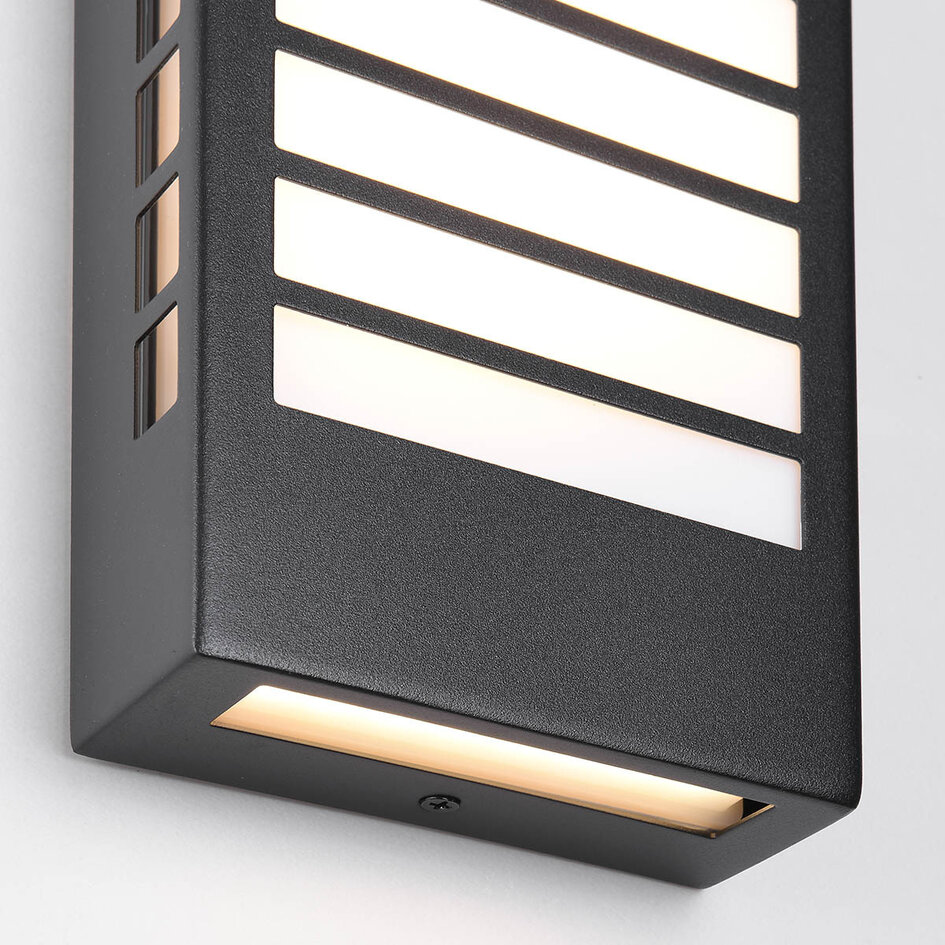 Utomhusvägglampa Pearlie - svart med integrerad LED