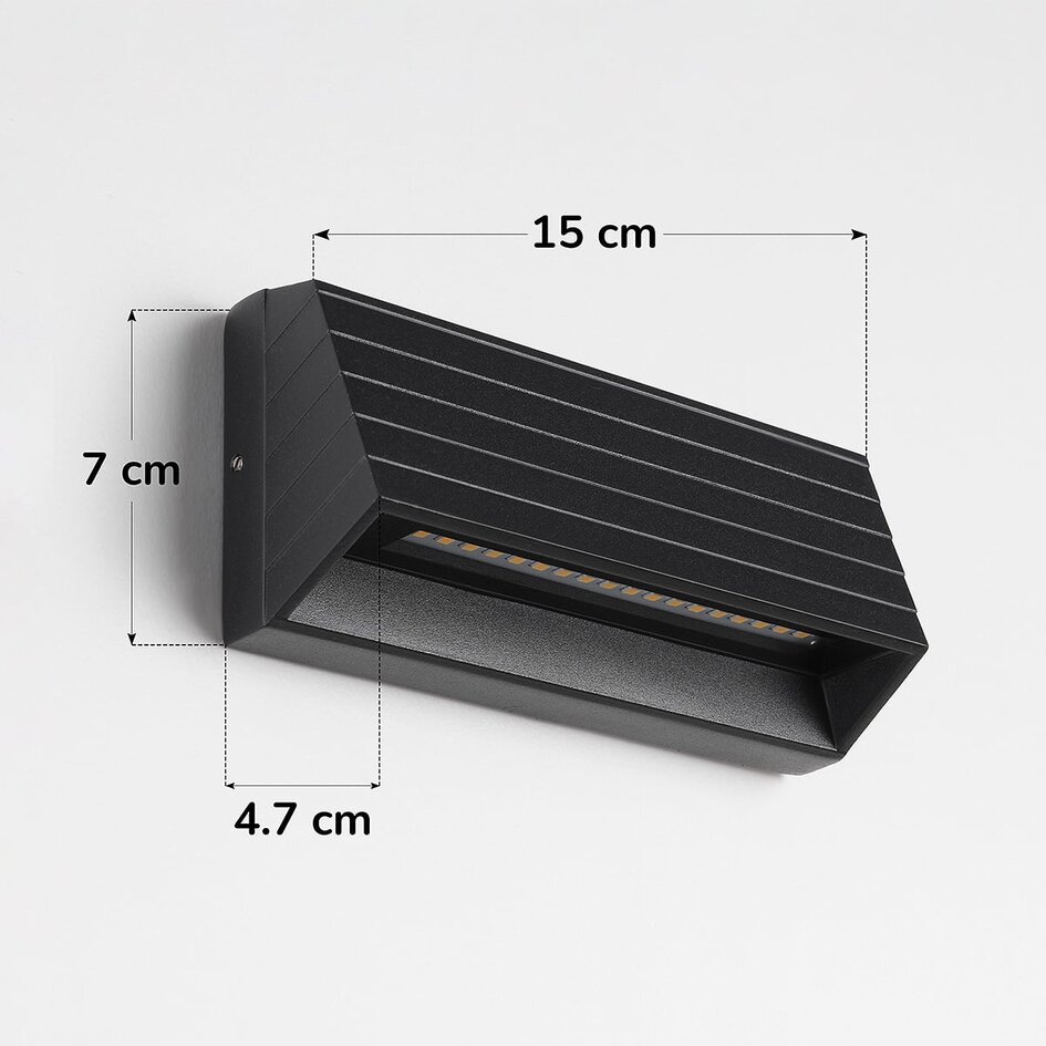 Industriell utomhusvägglampa Jane - svart med integrerad LED