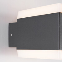 Modern utomhusvägglampa Mikki - svart med integrerad LED