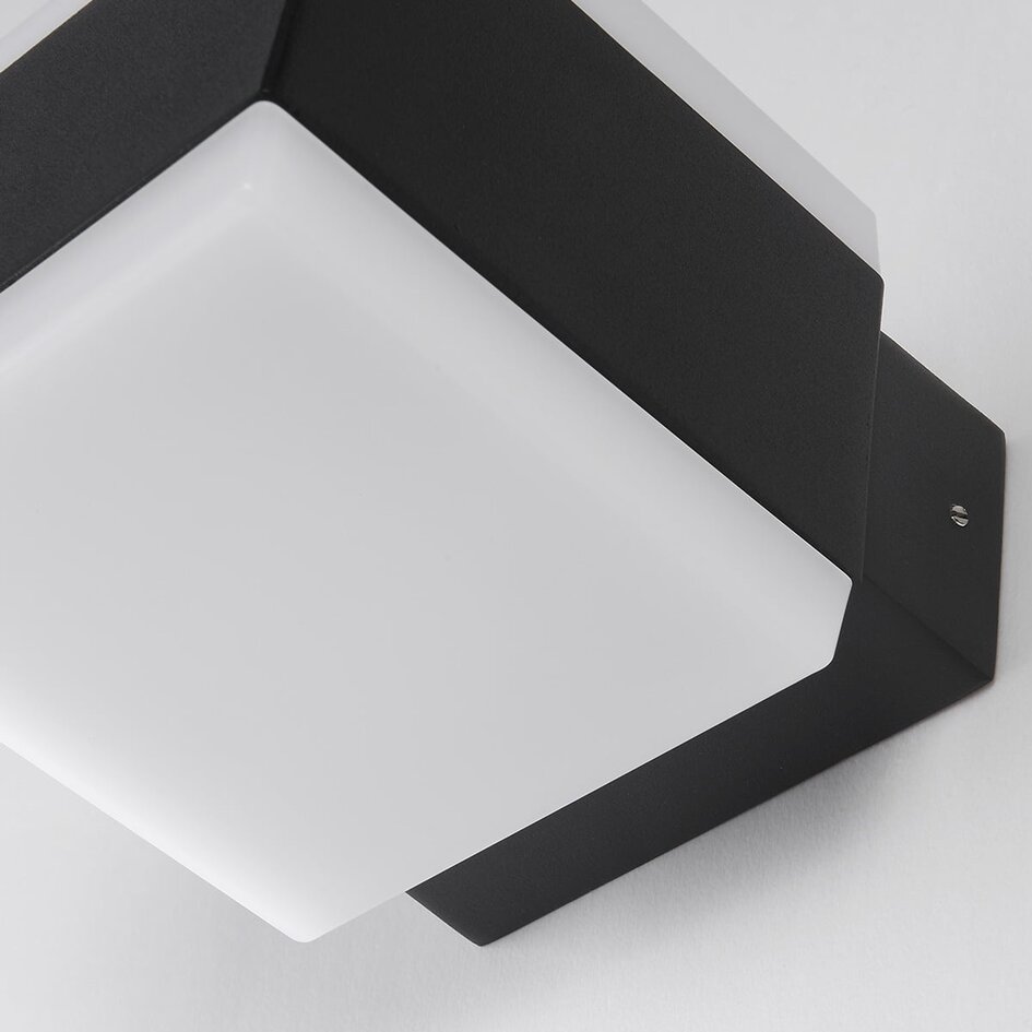 Modern utomhusvägglampa Mikki - svart med integrerad LED