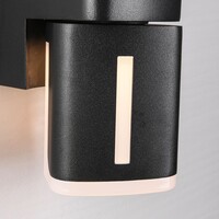 Justerbar utomhusvägglampa Bobby - svart med integrerad LED