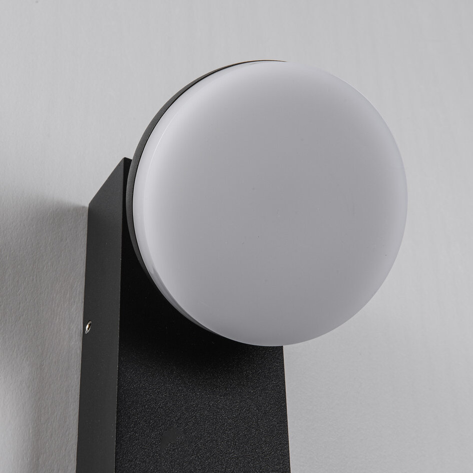 Industriell utomhusvägglampa Sil - svart med integrerad LED