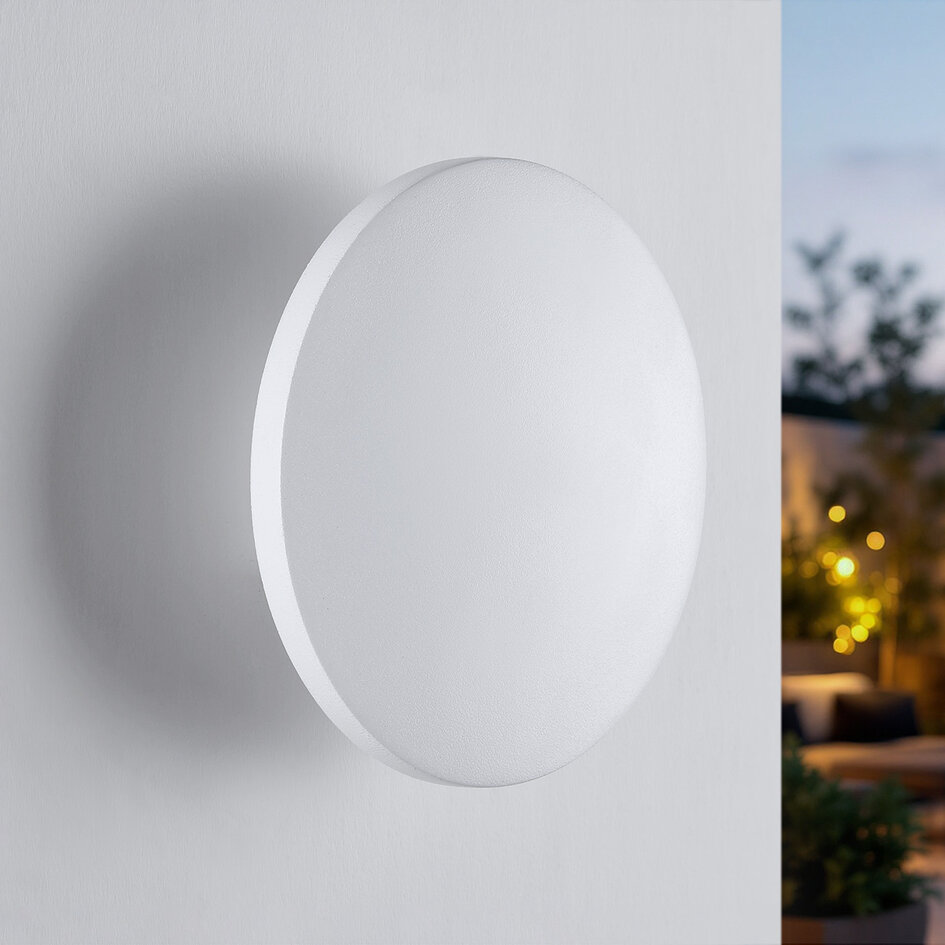 Rund utomhusvägglampa Moon - vit med integrerad LED