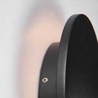 Rund utomhusvägglampa Lune - svart med integrerad LED