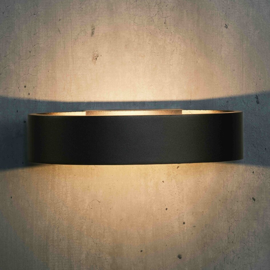 Designad utomhusvägglampa Harley - svart med integrerad LED