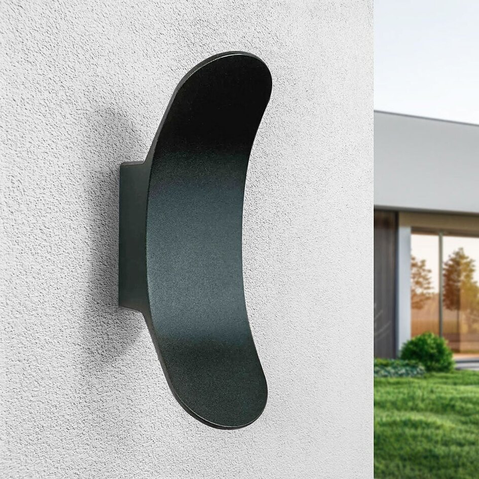 Designad utomhusvägglampa Stormy - svart med integrerad LED